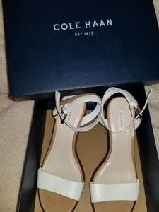 Nice walk with COLE HAAN SANDAL